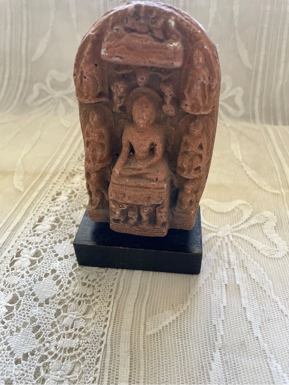 Vintage Carved Red Sandstone Buddha Jain Saint Votive Plaque Altar Statue(6"x3")